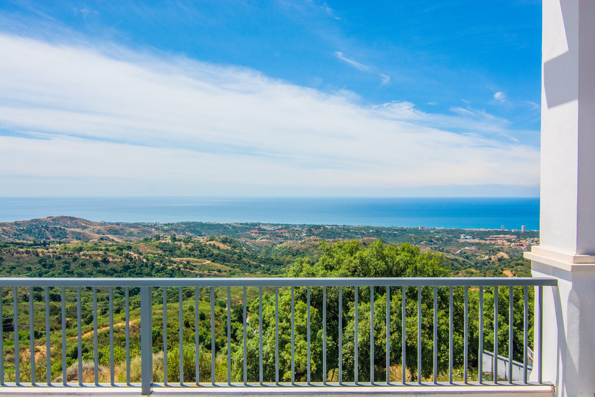 La Mairena, Marbella