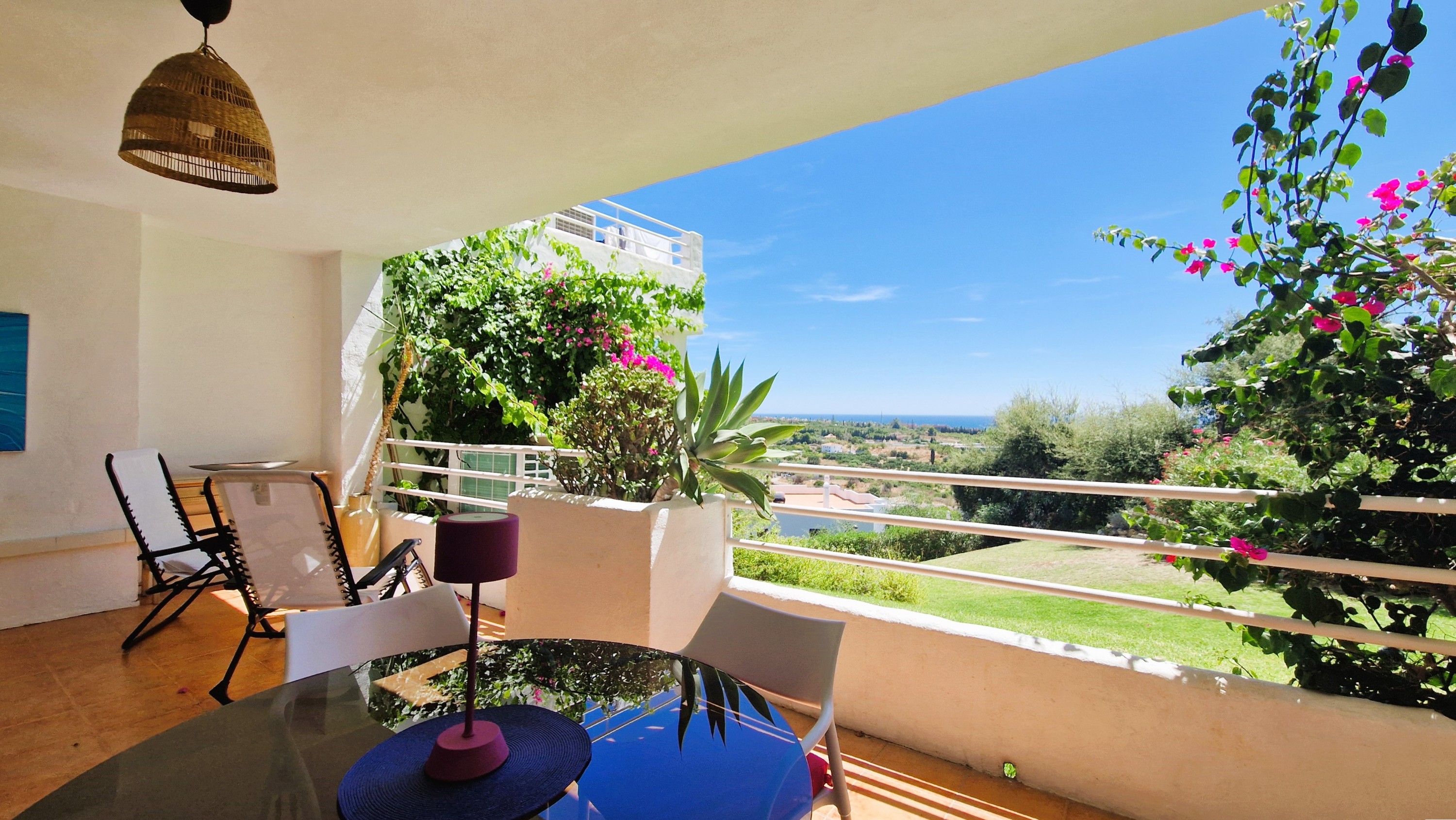 Nueva Milla de Oro, Estepona